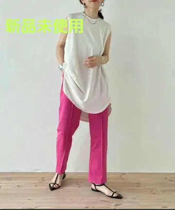 wee9s 레이어드에 딱 좋은 치라리즘 탱크탑 화이트