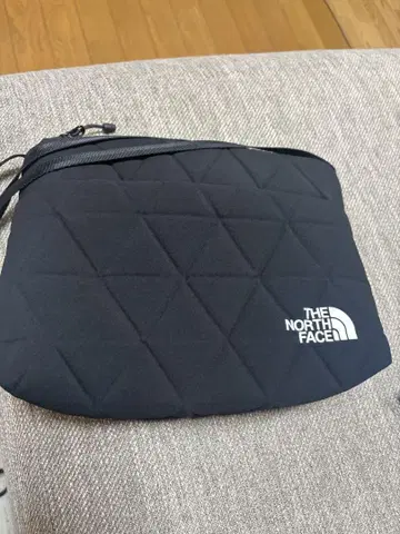 THE NORTH FACE 블랙 사코슈