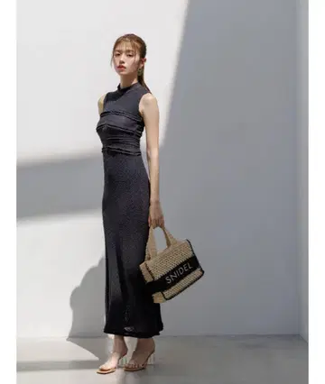 SNIDEL 컷 레이스 원피스 네이비