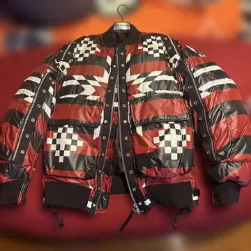 TATRAS 기하학 패턴 다운 자켓
