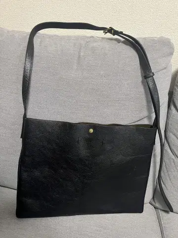 일비종떼 숄더백 중고 새상품급