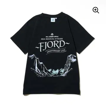 Mrs. GREEN APPLE FJORD 피요르드 로고 티셔츠 블랙