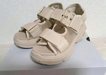 볼륨 튤 샌들 베이지 VL TULE SND 6.5 W2043
