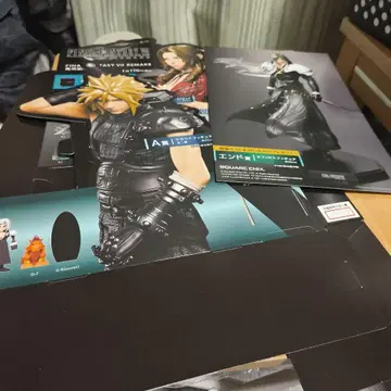 FF7 리메이크 출시 기념 복권 POP 세트