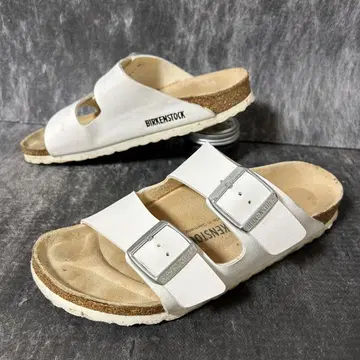 버켄스탁 샌들 애리조나 24.5cm 화이트 가죽