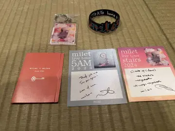 milet live tour 5AM stairs 굿즈