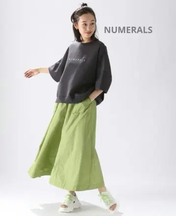 NUMERALS Girls in NUMERALS 맨투맨 크루
