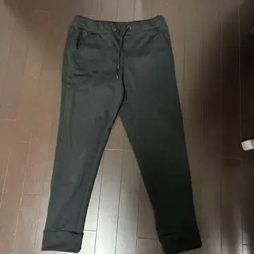 RAFFRULE 블랙 팬츠 S 사이즈