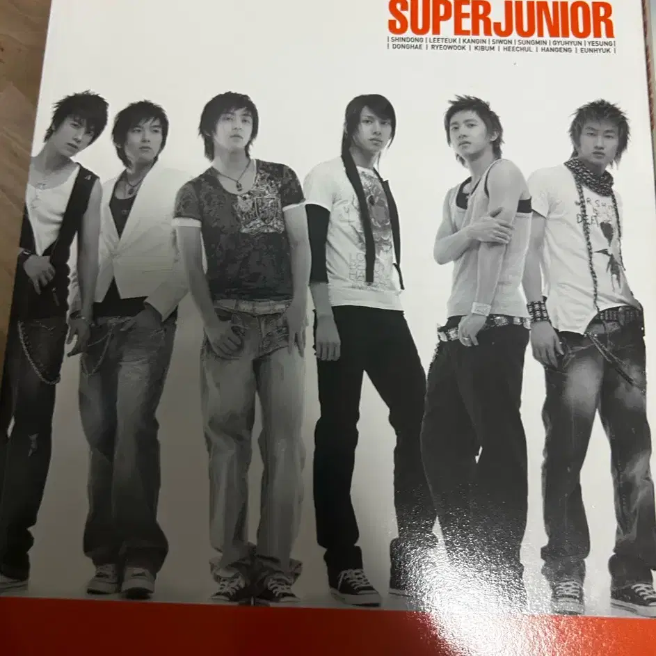 SUPER JUNIOR | 슈퍼주니어 Super Junior Boys in City