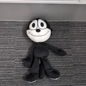 캐릭터 봉제 인형 블랙