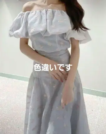 snidel 스나이델 자카드 오프숄더 블라우스 셋업