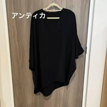 블랙 V 넥 튜닉 반 소매