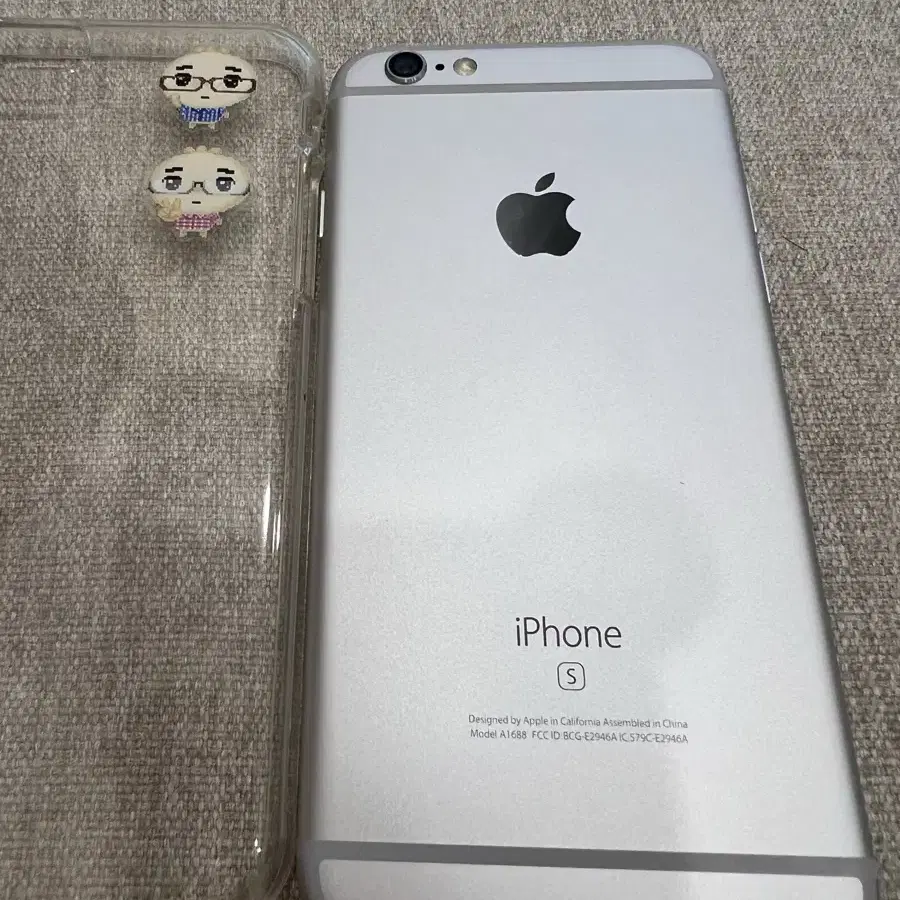 B 100% iPhone 6s 32 GB SIMフリー シルバー　本体 Apple iPhone 6s 32GB SIMフリー 価格比較 - 価格.com
