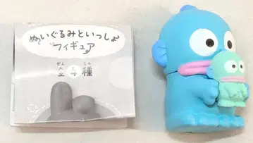 타카라토미아츠 산리오 캐릭터즈 봉제 인형과 함께 피규어 한교동