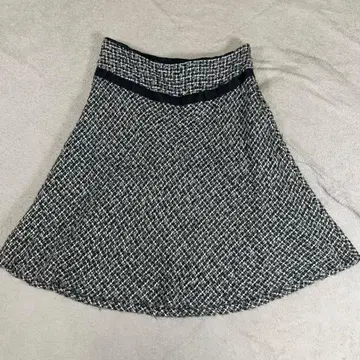 ZARA Basic (자라 베이직) 트위드 스커트
