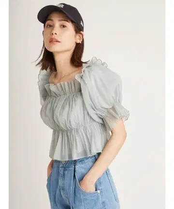 SNIDEL 볼륨 개더 프릴 오프숄더 블라우스 민트