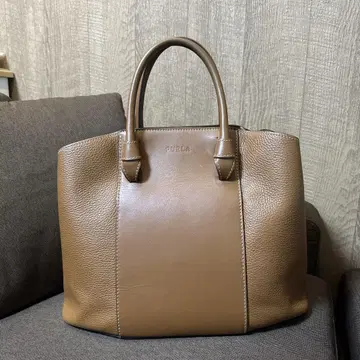 훌라 브라운 가죽 토트백