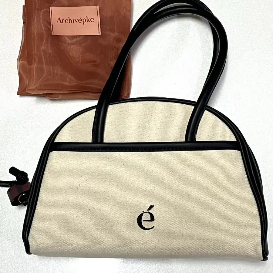 [Archivepke] Mini bowling bag 韓国女性ブランド ミニバッグ ☆送料・関税込☆Archivepke☆mini bowling bag☆バッグ