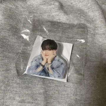 TREASURE JIHOON 지훈 캡슐 토이 클립