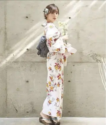 dita 유세이의 꽃겹침