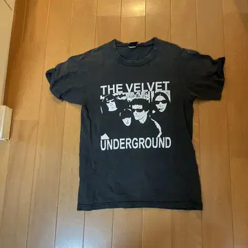 THE VELVET UNDERGROUND 티셔츠 블랙 페이드
