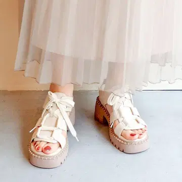 by 키다리 아저씨 길리 샌들