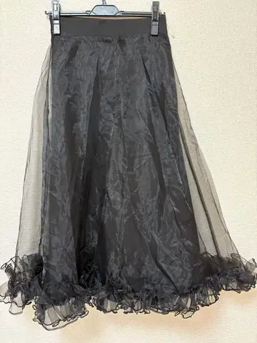 새상품 이번 시즌 토코 클로젯 볼륨 오간자 스커트 블랙 검정