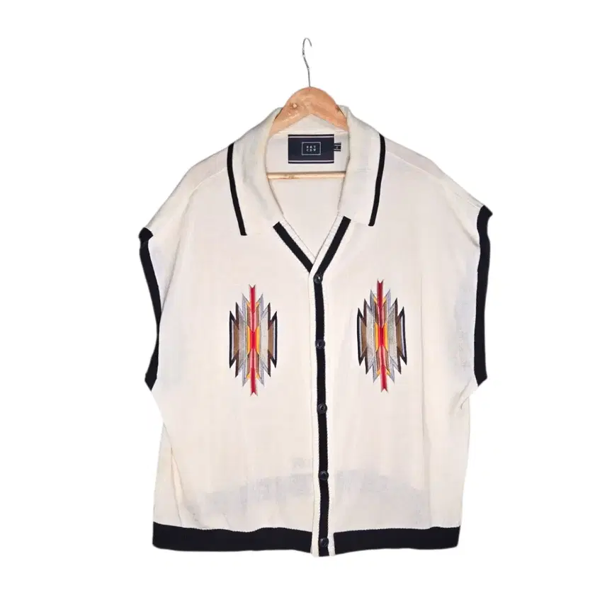 ROMANTIC CROWN | 로맨틱크라운 [XL] Romantic Crown Navajo