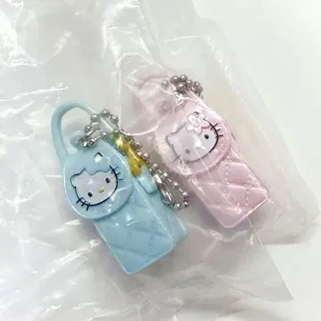 헬로키티 퀼팅 시크릿 스트랩 피처폰 케이스 2개 세트
