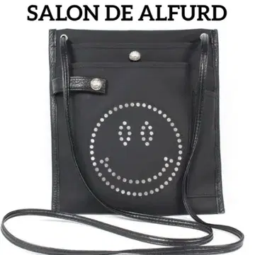 SALON DE ALFURD 숄더백 스마일리 스터드 사코슈