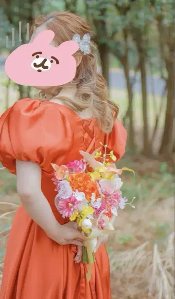 테라코타 웨딩 드레스 컬러 드레스 퍼프 슬리브 팔뚝 오렌지