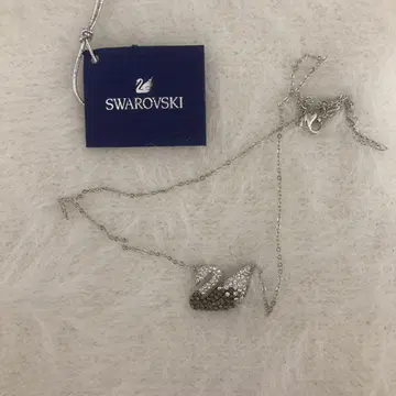 스와로브스키 백조 모티브 목걸이