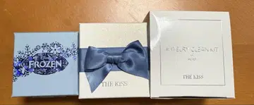 the kiss 안나와 눈의 여왕 목걸이