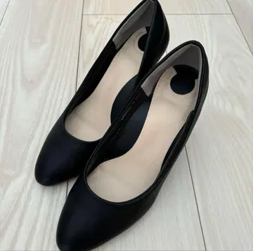RANDA 달릴 수 있는 슬림 레그 펌프스 블랙 스무스 23.5cm