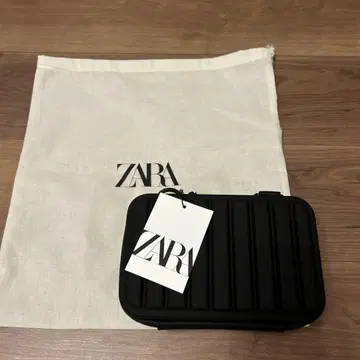 자라 하드 숄더백 크로스 바디백