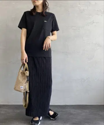 라코스테 블랙 포켓 티셔츠