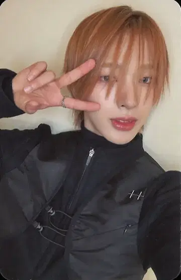 NEXZ 지루한 버전, 토모야 나리나 은색