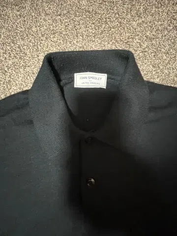 JOHN SMEDLEY UA 별주 블랙 M 사이즈