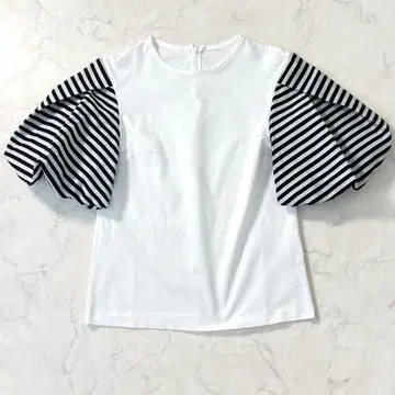 보더 앳 발코니 PUFF SLEEVE TEE 반팔 rp4