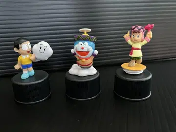 도라에몽 진구(노비타)와 신비한 바람의 마법사 병뚜껑 피규어 3개 세트