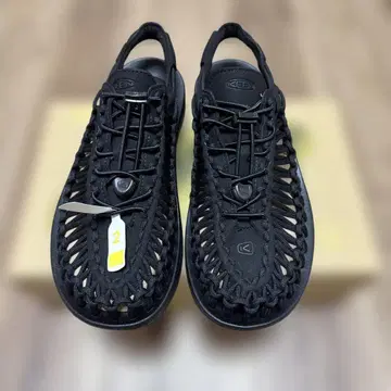 새상품! 킨 KEEN UNEEK 유니크 샌들