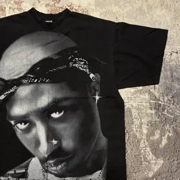 구하기 어려운 2PAC HIPHOP 티셔츠 페이스 포토 프린트 XL
