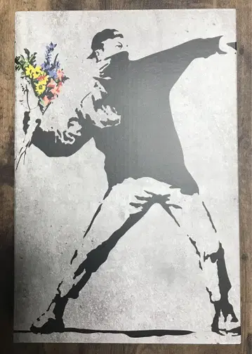 베어브릭 FLOWER BOMBER 100% & 400%