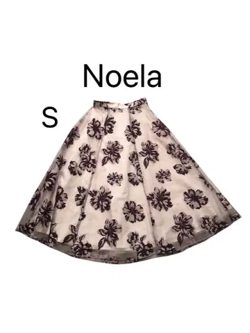 Noela 노엘라 종아리 기장 플레어 스커트 올 패턴 꽃무늬 시어 스커트