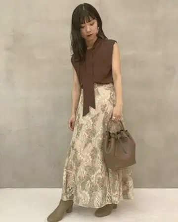 FRAY I.D 레이스 내로우 스커트