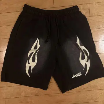 hellstar 하프 팬츠