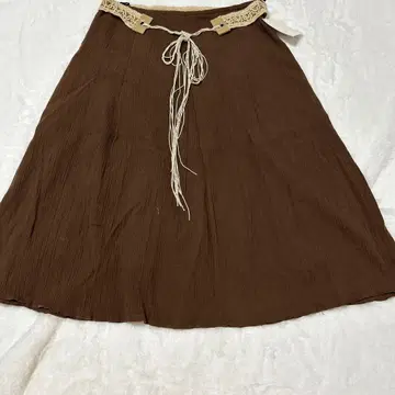 브라운 플리츠 스커트 끈 포함