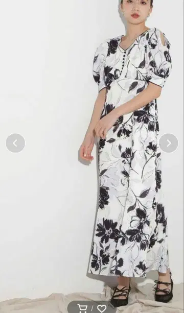 모노톤 플라워 프린트 원피스 JILL by JILL STUART