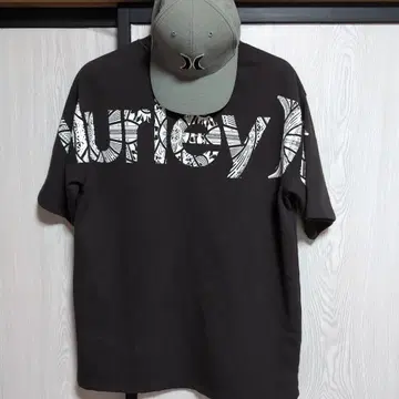 Hurley 티셔츠 캡 2개 세트