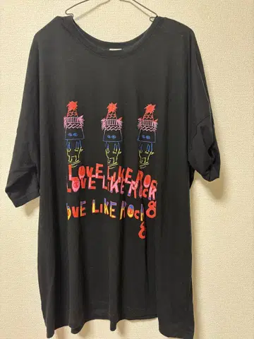 LOVE LIKE ROCK 티셔츠 블랙  헐렁한